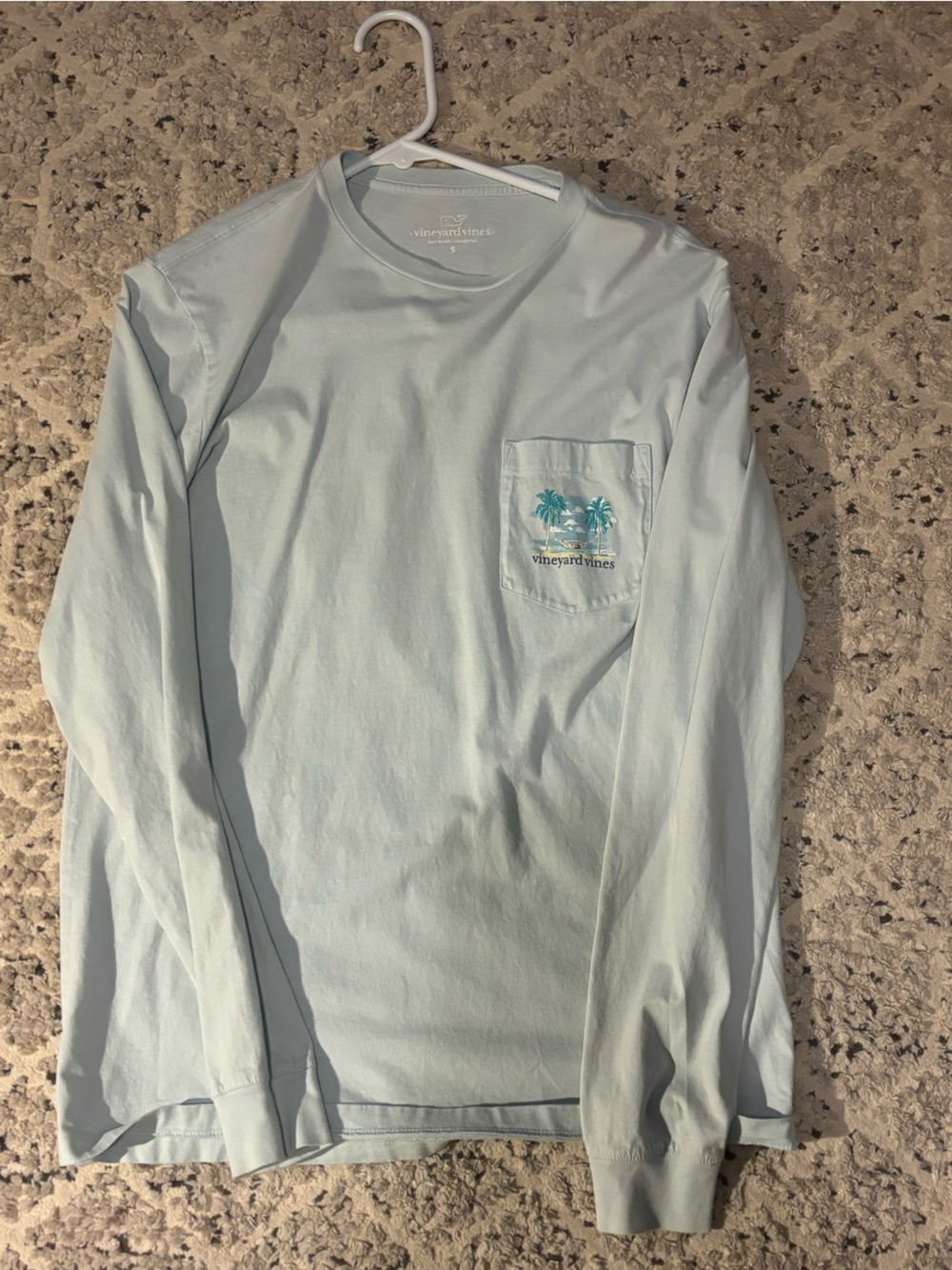 Vineyard Vines Women's Light Blue Long-Sleeve Pocket T-Shirt